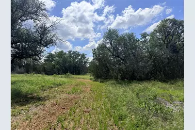 2013 Hilliard Road, San Marcos, TX 78666 - Photo 11