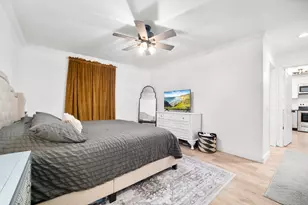 8415 Fredericksburg Rd, San Antonio, TX 78229 - Photo 27
