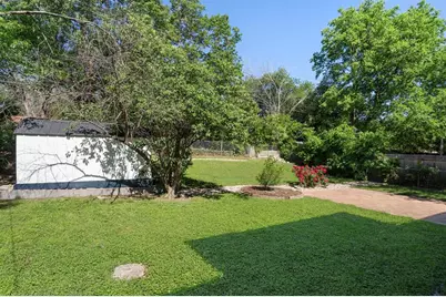 3400 Santa Fe Drive, Austin, TX 78741 - Photo 29
