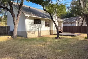 13020 Moorcroft Ln, Austin, TX 78729 - Photo 5