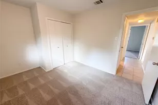 13020 Moorcroft Ln, Austin, TX 78729 - Photo 13