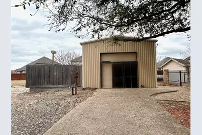 18317 W Colorado Sand Drive, Pflugerville, TX 78660 - Photo 11