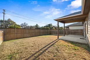 601 Platinum Ln, Liberty Hill, TX 78642 - Photo 37
