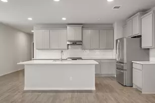 601 Platinum Ln, Liberty Hill, TX 78642 - Photo 7