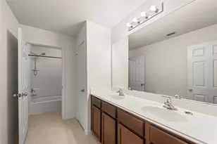 105 J E Brown Ln, Jarrell, TX 76537 - Photo 11