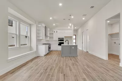 8507 Pine Muhly Drive, Lago Vista, TX 78645 - Photo 15