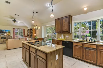 901 Rock Spring Cove, Round Rock, TX 78681 - Photo 5