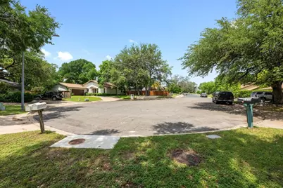 1511 Terrapin Court #B, Austin, TX 78746 - Photo 29