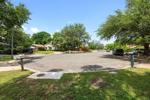 1511 Terrapin Ct, Austin, TX 78746 - Photo 29