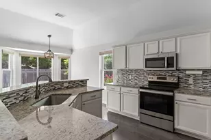 13213 Villa Park Dr, Austin, TX 78729 - Photo 17