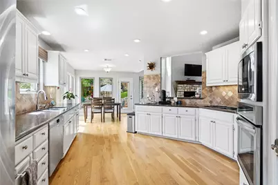 4801 Fern Hollow, Austin, TX 78731 - Photo 11