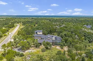 435 GARDENIA Dr, Wimberley, TX 78676 - Photo 37