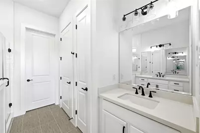 8709 Lullwater Trail, Austin, TX 78744 - Photo 17