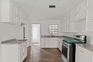 11622 Doyle Rd, Austin, TX 78719 - Photo 3