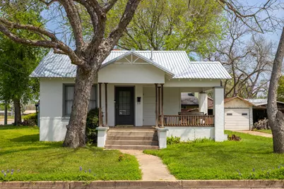 258 N Water Street, La Grange, TX 78945 - Photo 1