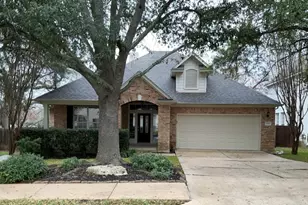 2013 Inverness Dr, Round Rock, TX 78681 - Photo 1