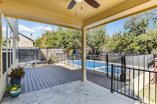 165 Crescent Heights Dr, Georgetown, TX 78628 - Photo 19