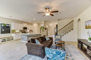 165 Crescent Heights Dr, Georgetown, TX 78628 - Photo 9