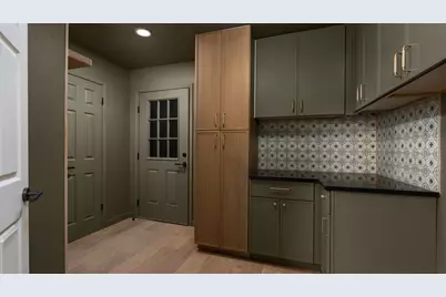 7602 Whispering Oaks Drive, Austin, TX 78745 - Photo 11