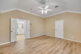 2726 Grimes Ranch Rd, Austin, TX 78732 - Photo 25