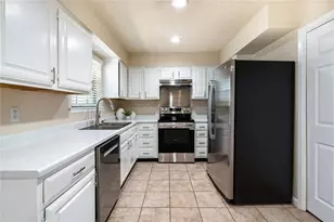 511 Algerita Dr, Georgetown, TX 78628 - Photo 9