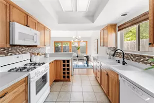 11803 Hyacinth Dr, Austin, TX 78758 - Photo 13