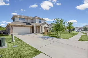 545 Elm Green St, Hutto, TX 78634 - Photo 7