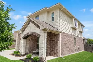 545 Elm Green St, Hutto, TX 78634 - Photo 3