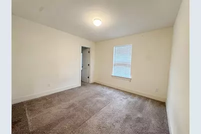 545 Elm Green Street, Hutto, TX 78634 - Photo 11