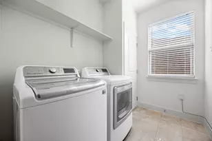 545 Elm Green St, Hutto, TX 78634 - Photo 25