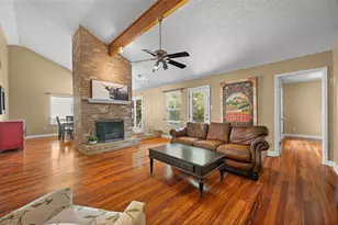 5810 Secrest Dr, Austin, TX 78759 - Photo 5
