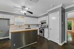 5810 Secrest Dr, Austin, TX 78759 - Photo 5