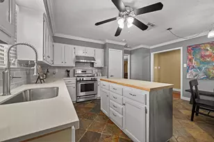 5810 Secrest Dr, Austin, TX 78759 - Photo 11