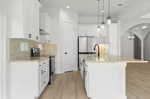 20405 Sunset Strip St, Lago Vista, TX 78645 - Photo 9