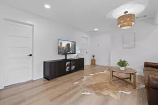 680 S Oak Forest Dr, Dripping Springs, TX 78620 - Photo 23