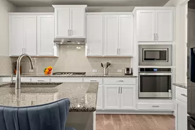 8301 Orizzonte Street, Austin, TX 78744 - Photo 23