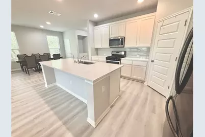 2301 Limestone Lake Drive #43, Georgetown, TX 78633 - Photo 9