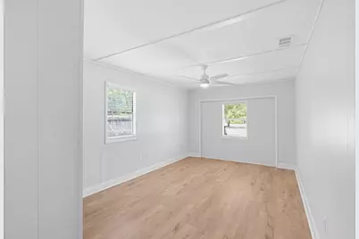 806 W 8th Street, Georgetown, TX 78626 - Photo 9