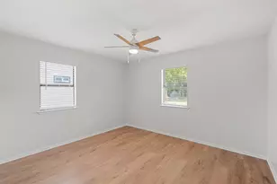 806 W 8th St, Georgetown, TX 78626 - Photo 15