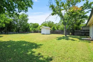 806 W 8th St, Georgetown, TX 78626 - Photo 19