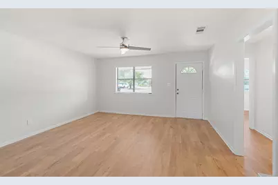 806 W 8th Street, Georgetown, TX 78626 - Photo 11