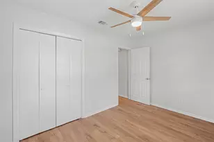 806 W 8th St, Georgetown, TX 78626 - Photo 13