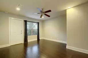 1101 Grove Blvd, Austin, TX 78741 - Photo 9