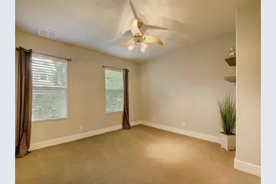 1101 Grove Boulevard #208, Austin, TX 78741 - Photo 15