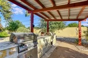 1101 Grove Blvd, Austin, TX 78741 - Photo 29