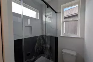 2220 Yellow Jacket Ln, Austin, TX 78741 - Photo 11