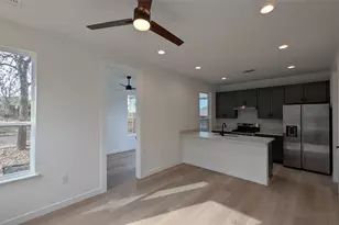 2220 Yellow Jacket Ln, Austin, TX 78741 - Photo 5