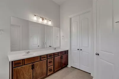 15342 Majestic Knight Drive, Houston, TX 77044 - Photo 29
