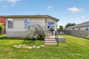 313 Wimberley St, Hutto, TX 78634 - Photo 31