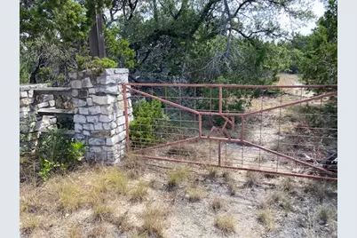 1970 Martin Road, Dripping Springs, TX 78620 - Photo 37